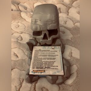 Disney Store Peter Pan Captain Hook Skull Rock Post-It Dispenser